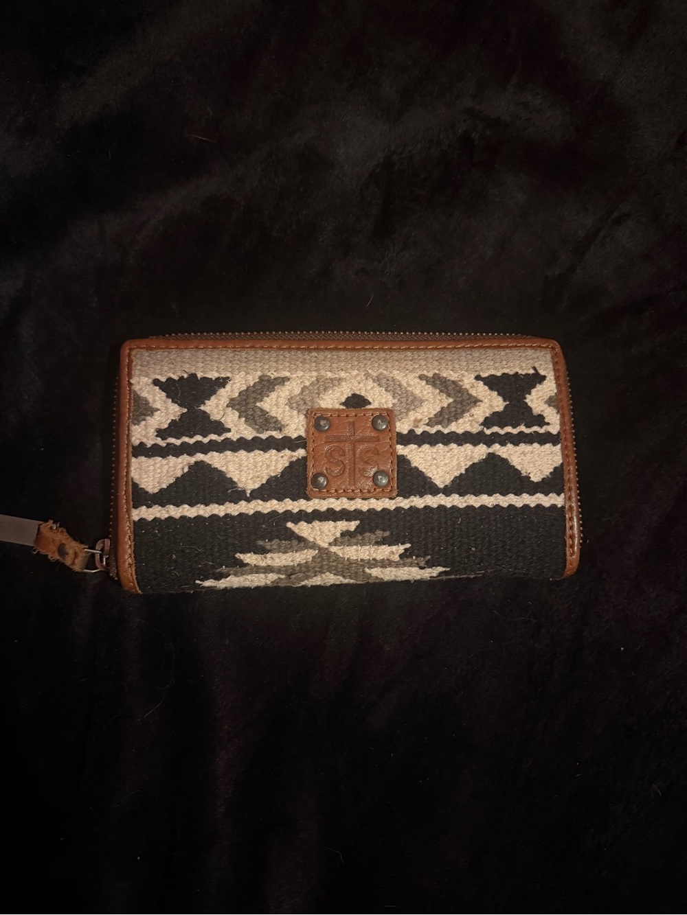 STS Ranchwear Aztec Pattern Zip Wallet